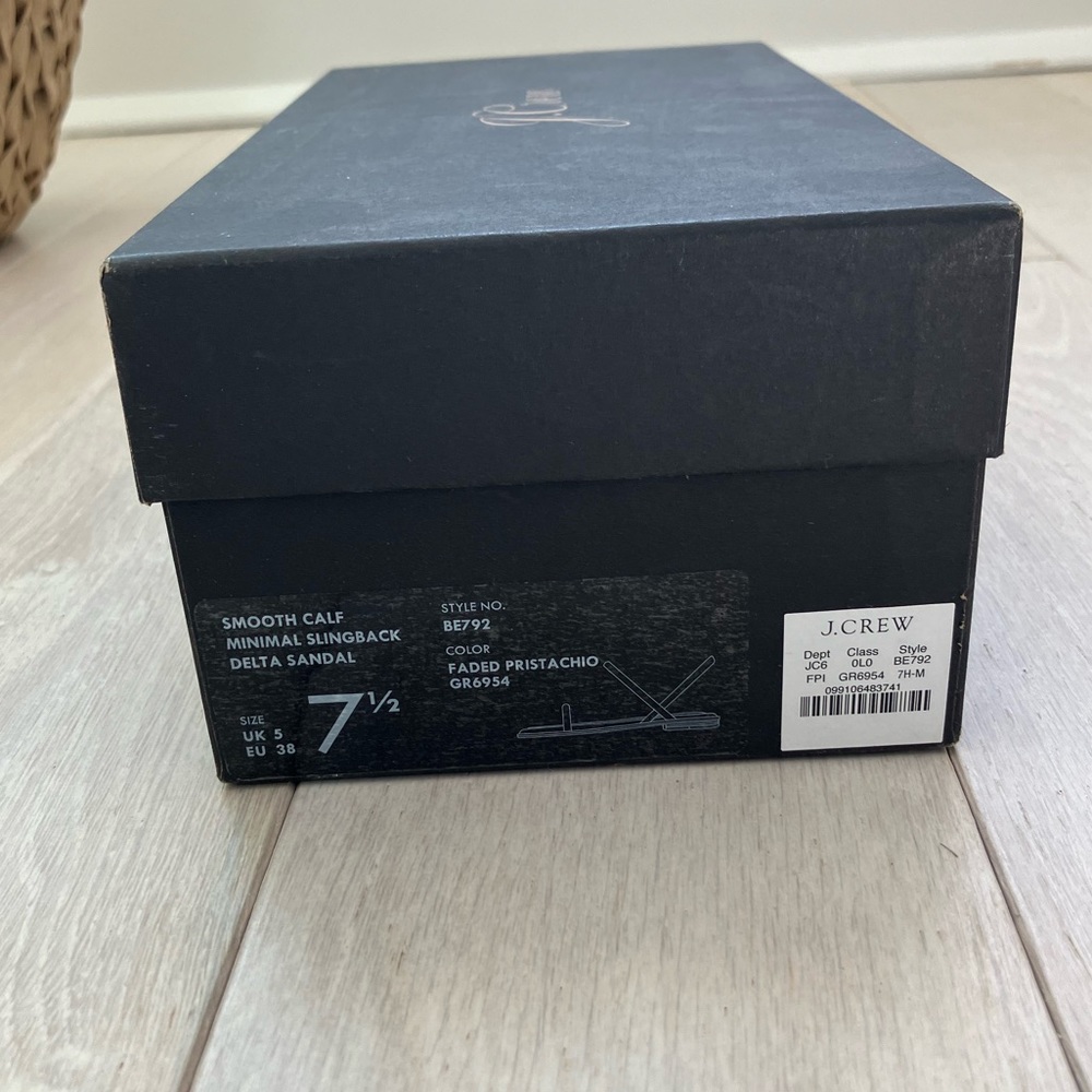 J.Crew Menorca Sandals in Faded Pistachio-7.5 - Picture 3 of 6